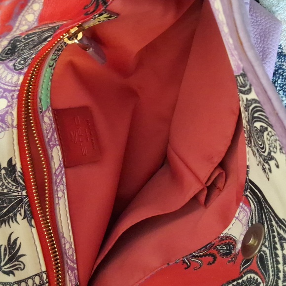 ETRO LEATHER BAG WITH SUEDE FRINGE COMES WITH COA FULL INCLUSION - Picture 3 of 16